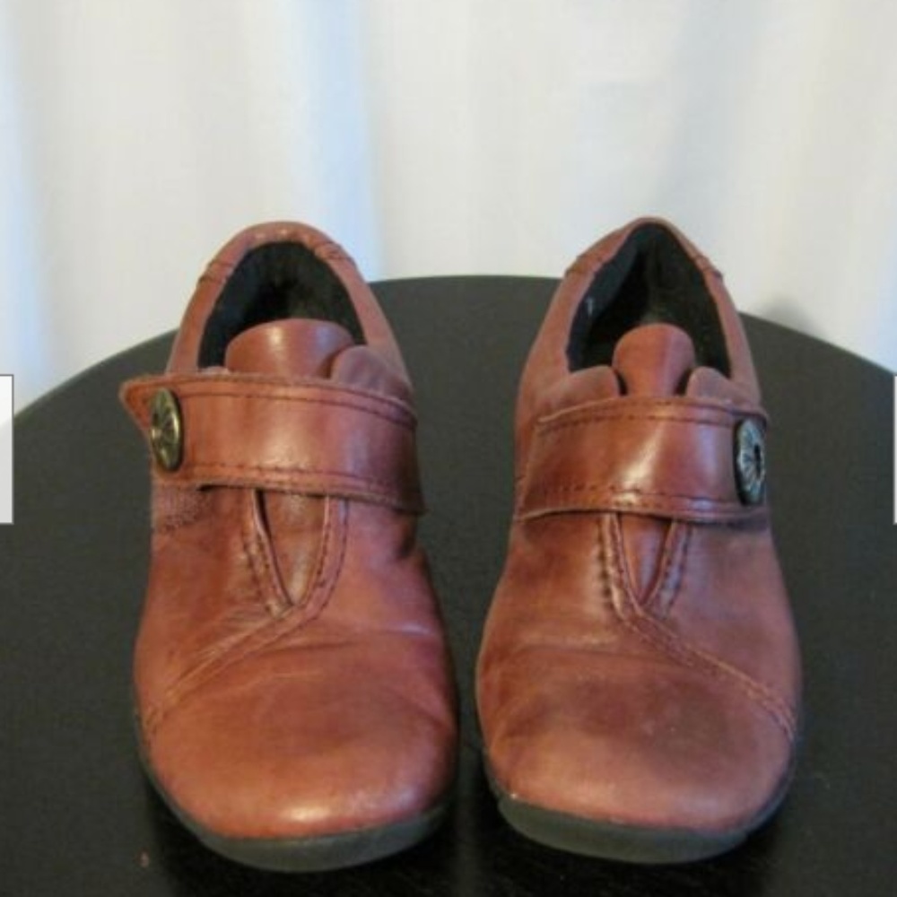 Clarks Brown Leather Women's Shoes